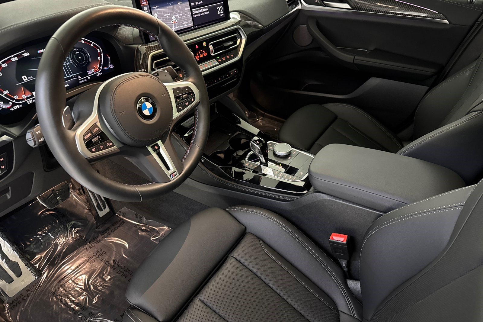 Certified 2025 BMW X4 M40i w/ Premium Package AWD/4WD image 4