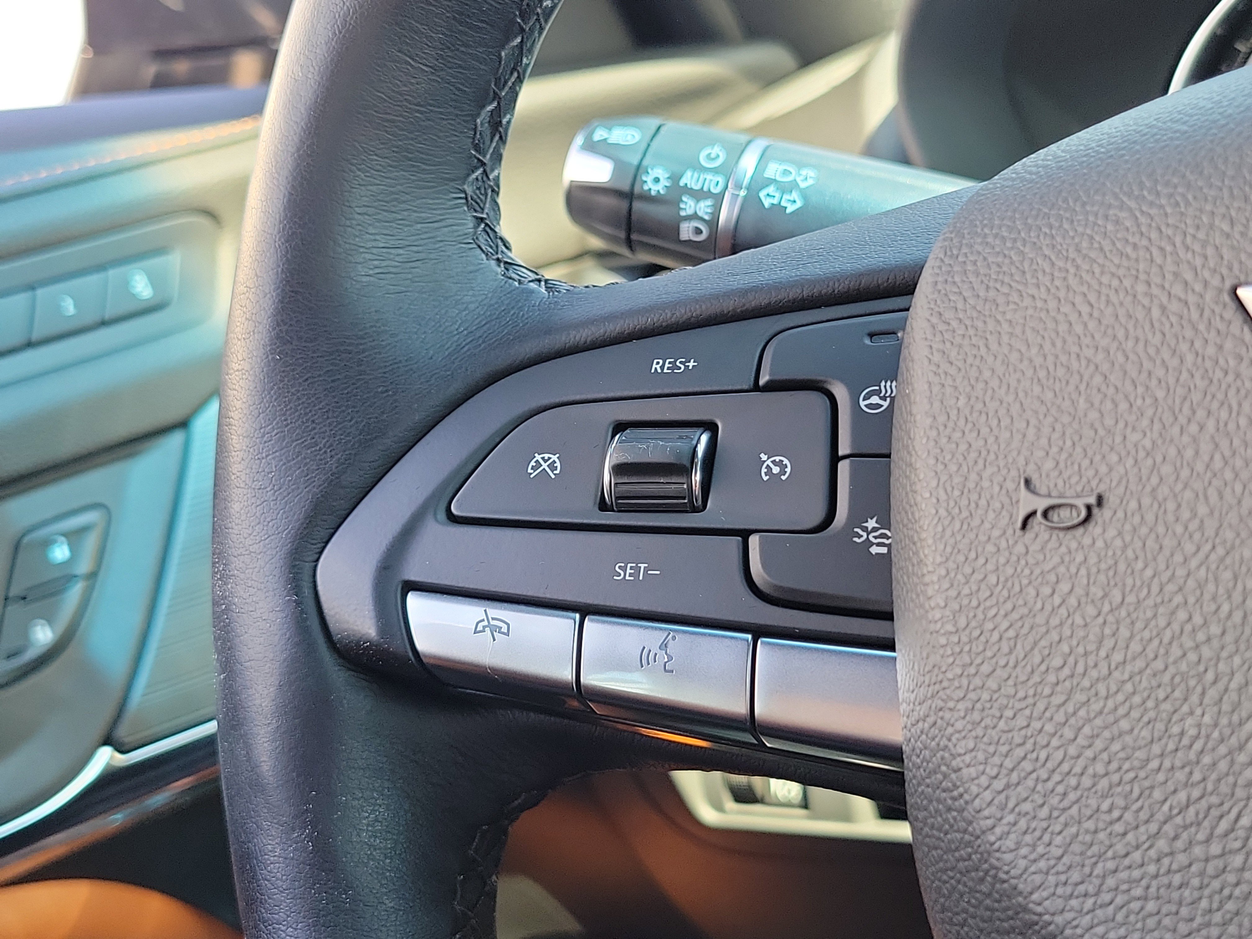 Used 2025 Cadillac CT4 Premium Luxury image 26