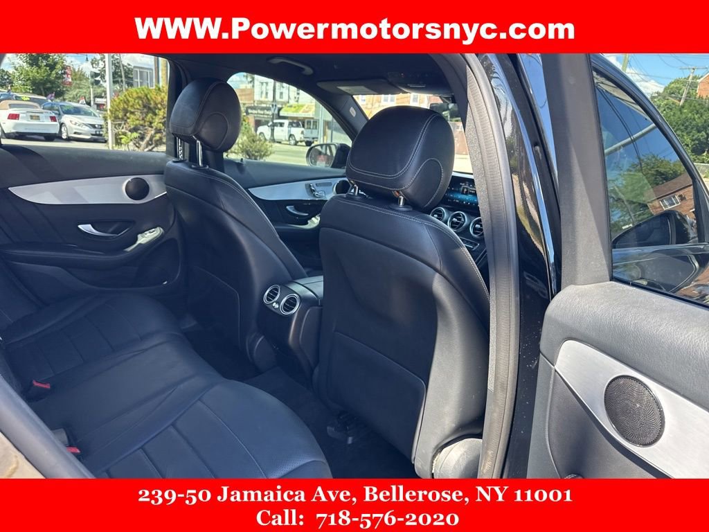 Used 2022 Mercedes-Benz GLC 300 4MATIC w/ AMG Line image 17