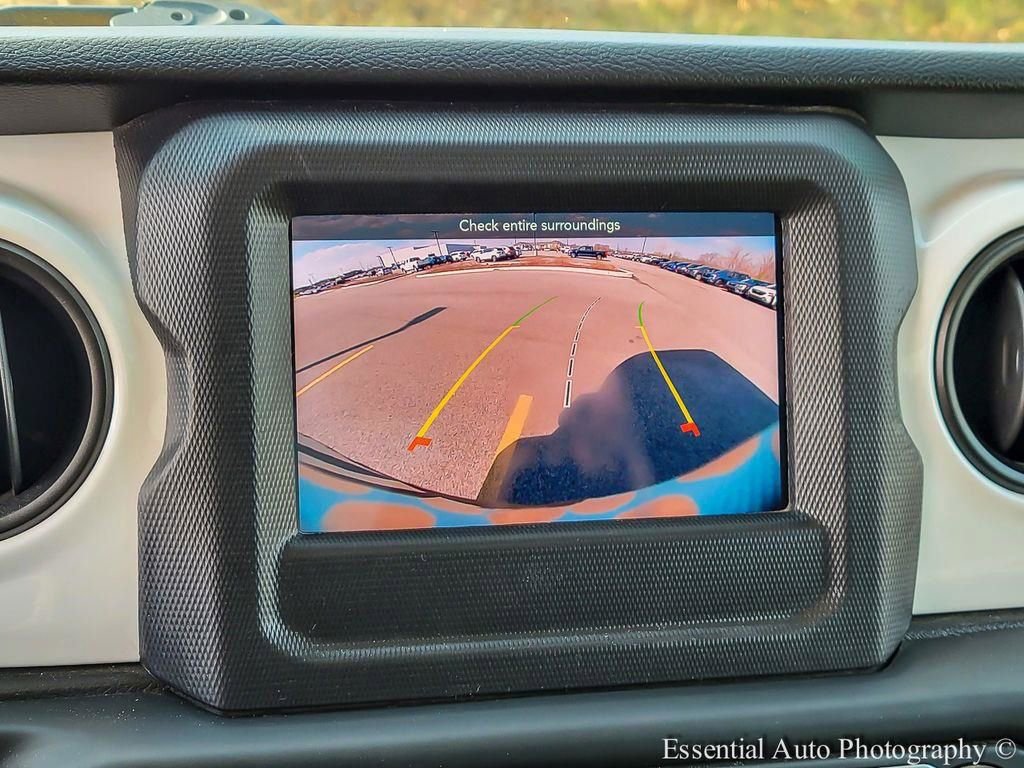 Used 2021 Jeep Wrangler Sport image 18