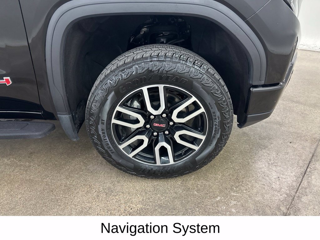 Used 2024 GMC Sierra 1500 AT4 w/ AT4 Premium Package AWD/4WD image 18