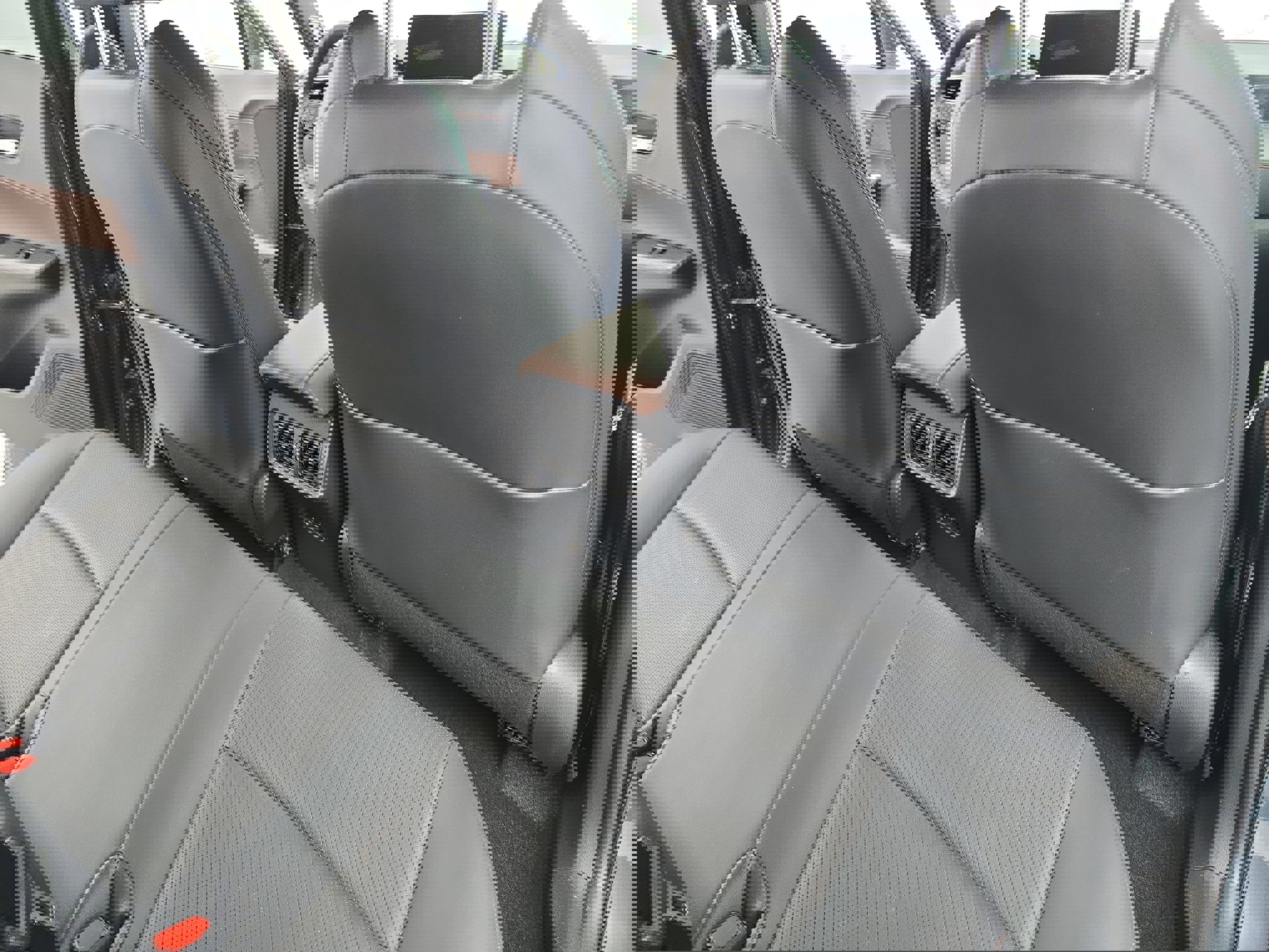 Used 2024 Toyota Venza Limited AWD/4WD image 11