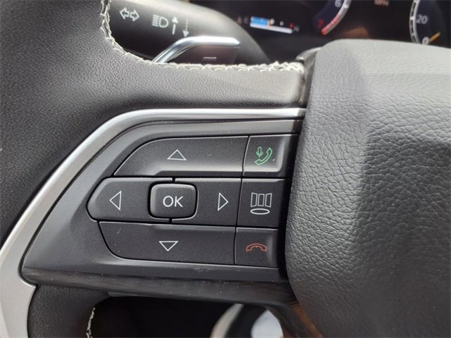 New 2025 Jeep Grand Cherokee L Altitude image 24