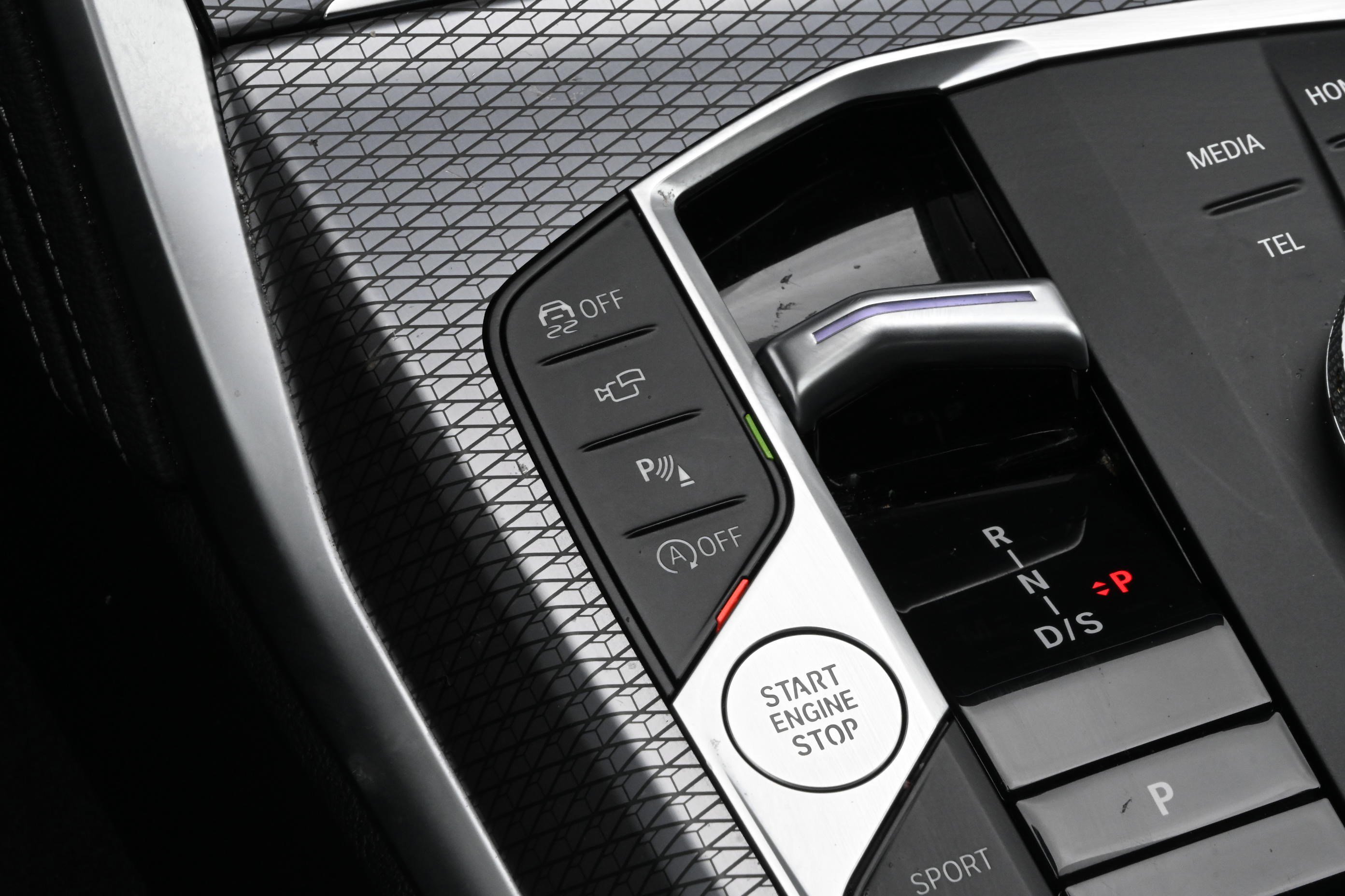 Certified 2025 BMW M440i image 21