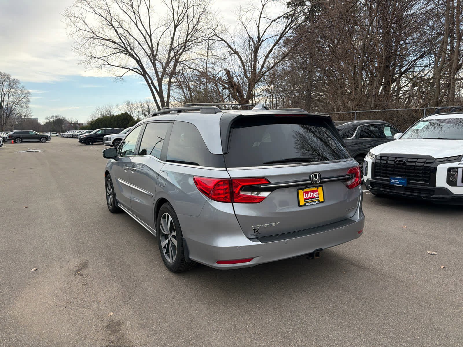 Used 2023 Honda Odyssey Touring image 3