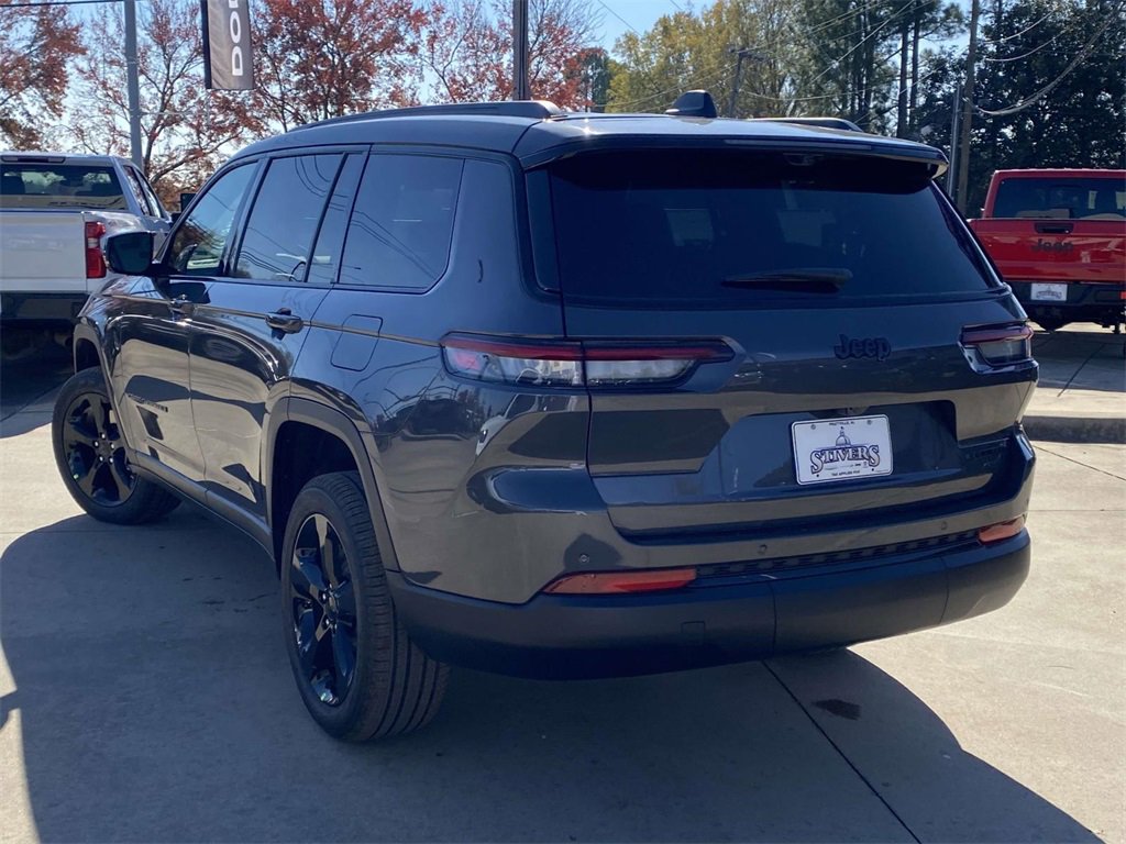 New 2025 Jeep Grand Cherokee L Limited w/ Luxury Tech Group II image 32