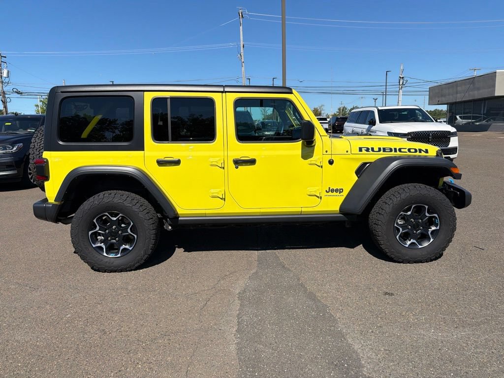Used 2023 Jeep Wrangler Unlimited Rubicon 4xe w/ Cold Weather Group AWD/4WD image 7
