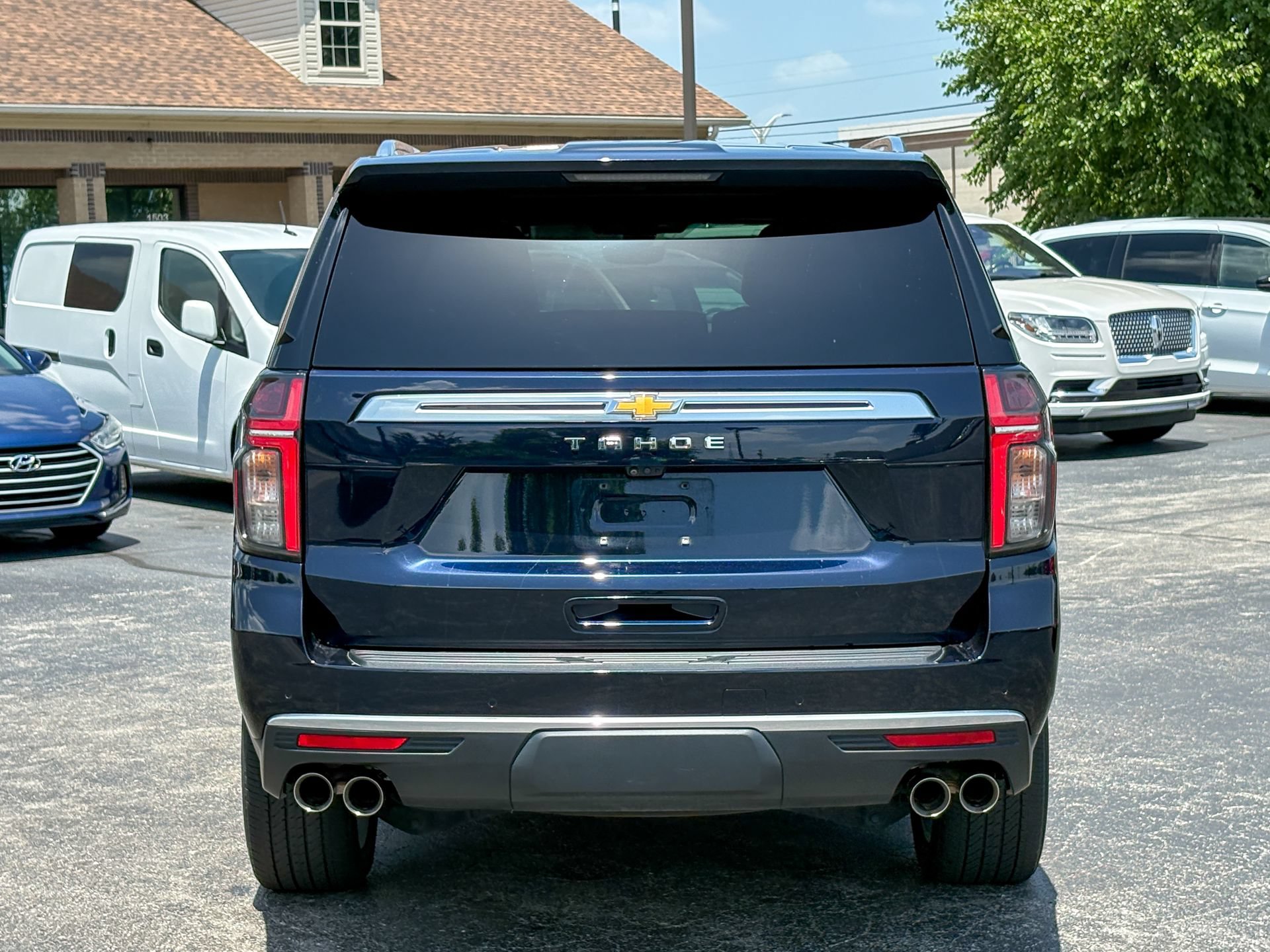 Used 2021 Chevrolet Tahoe High Country RWD image 7