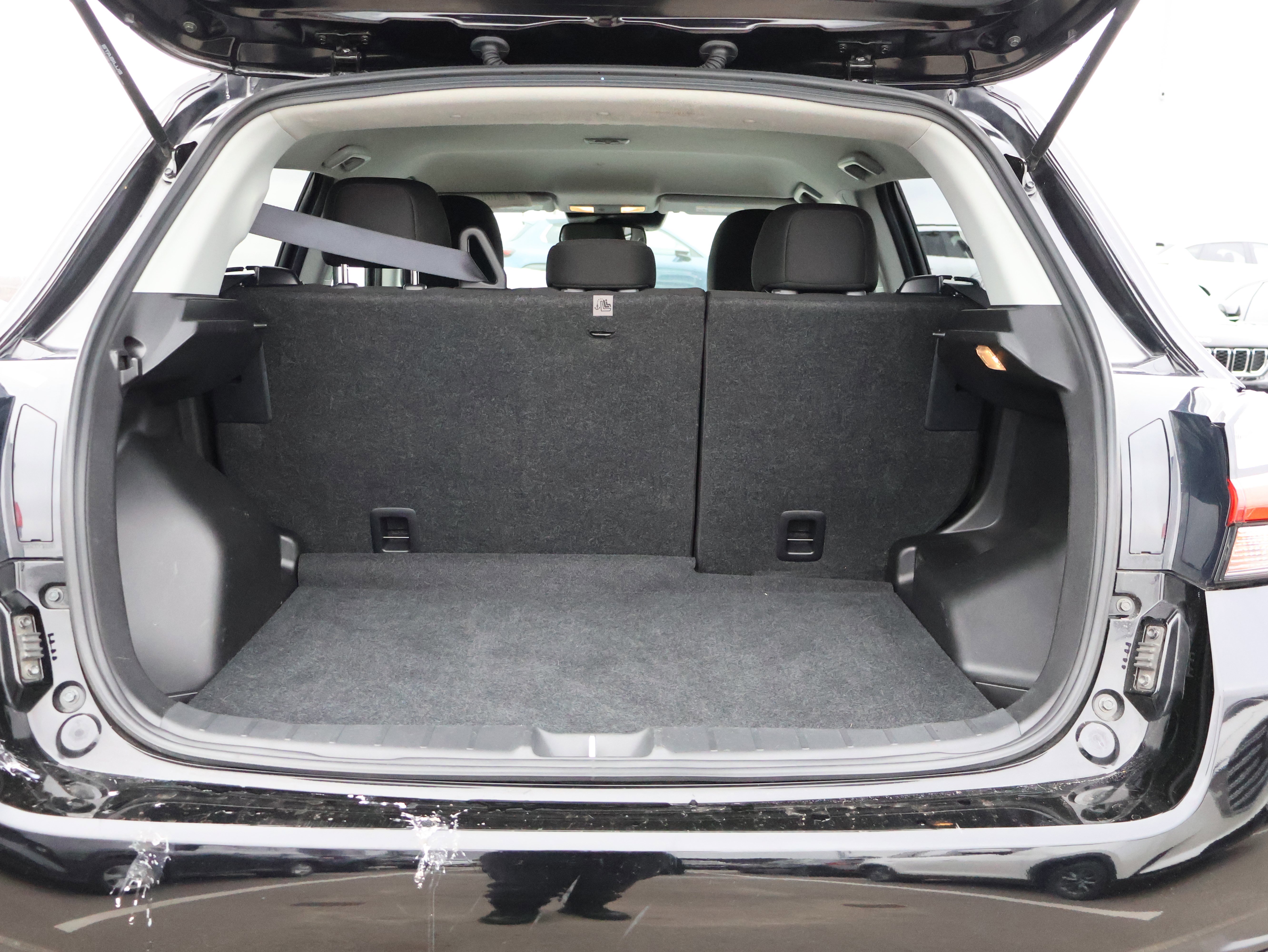 Used 2024 Mitsubishi Outlander Sport ES image 17