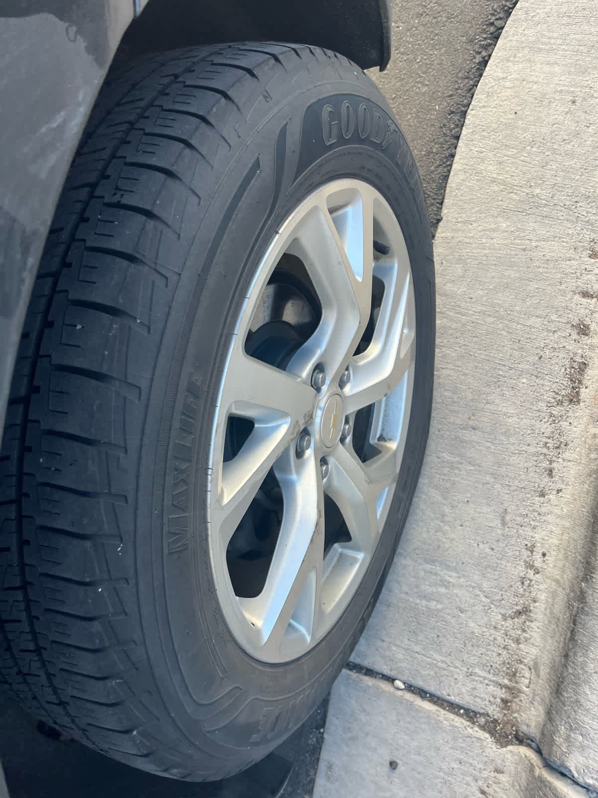 Used 2020 Chevrolet Equinox LT image 6