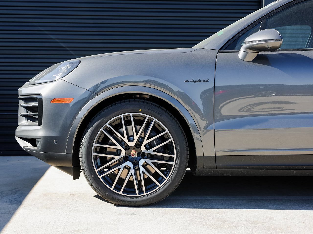 New 2026 Porsche Cayenne E-Hybrid AWD/4WD image 11