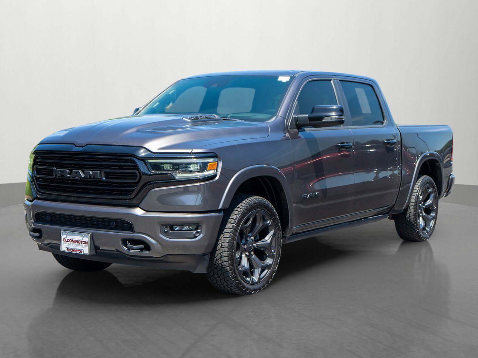 Used 2023 RAM 1500 Limited AWD/4WD image 3