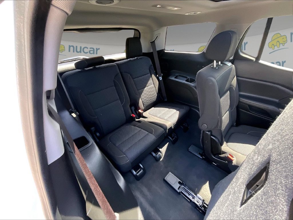 Used 2023 GMC Acadia SLE w/ Driver Convenience Package AWD/4WD image 17