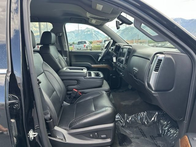 Used 2018 Chevrolet Silverado 1500 LTZ w/ Sport Package AWD/4WD image 30