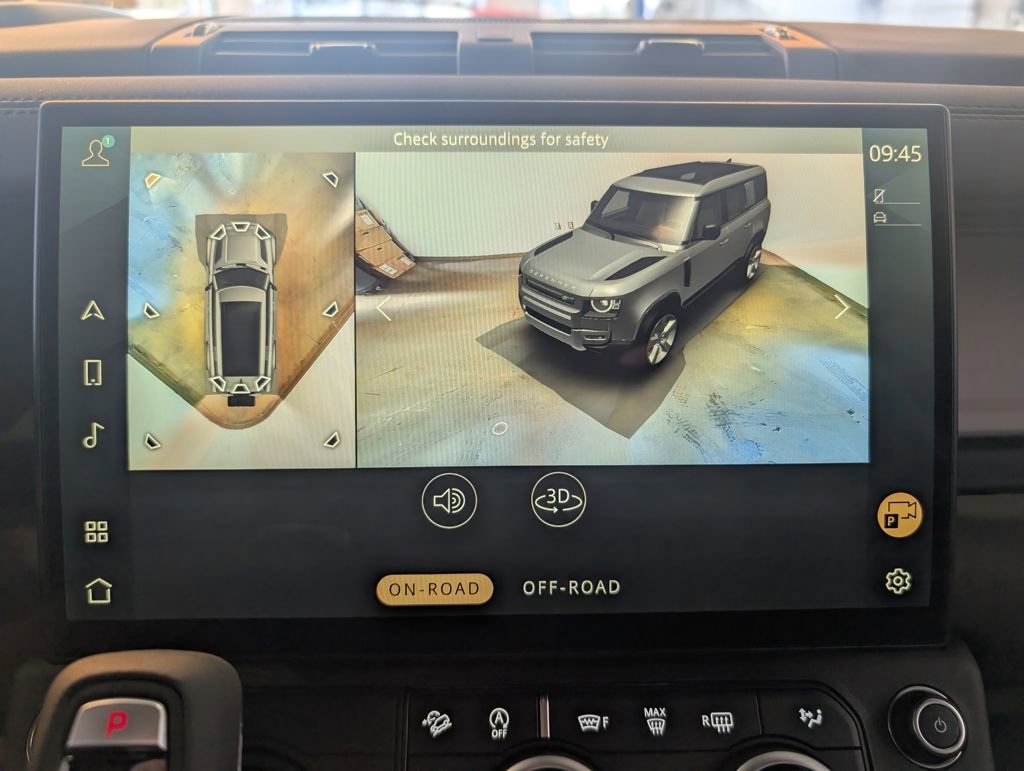 New 2026 Land Rover Defender 130 X-Dynamic SE image 22