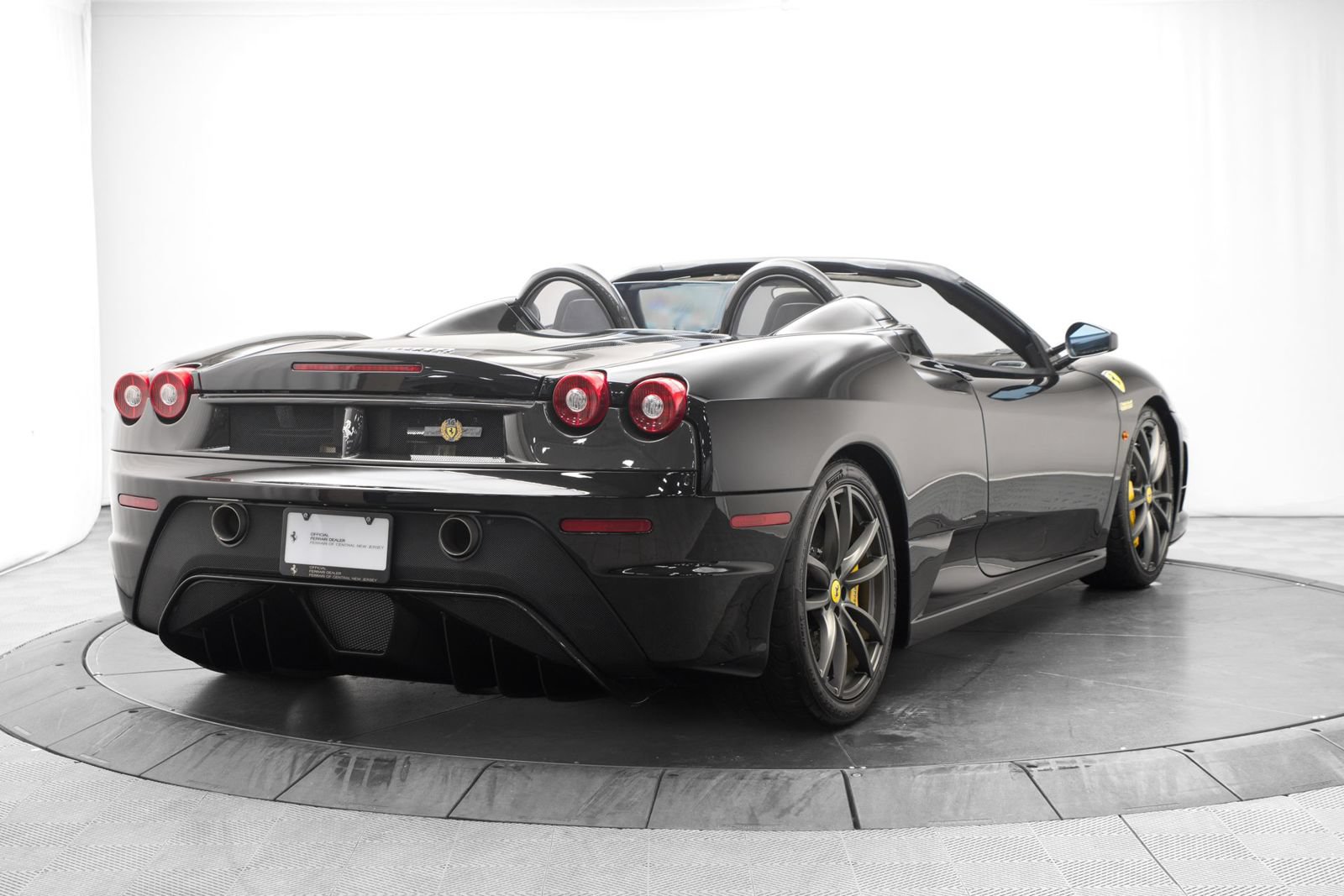 Used 2009 Ferrari F430 Scuderia RWD image 3