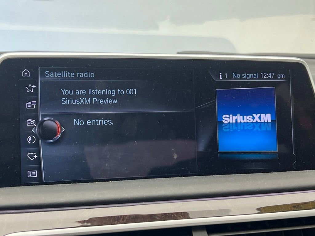 Used 2017 BMW 750i image 14