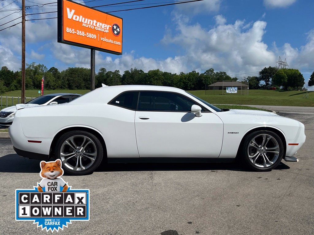 Used 2021 Dodge Challenger R/T RWD image 9