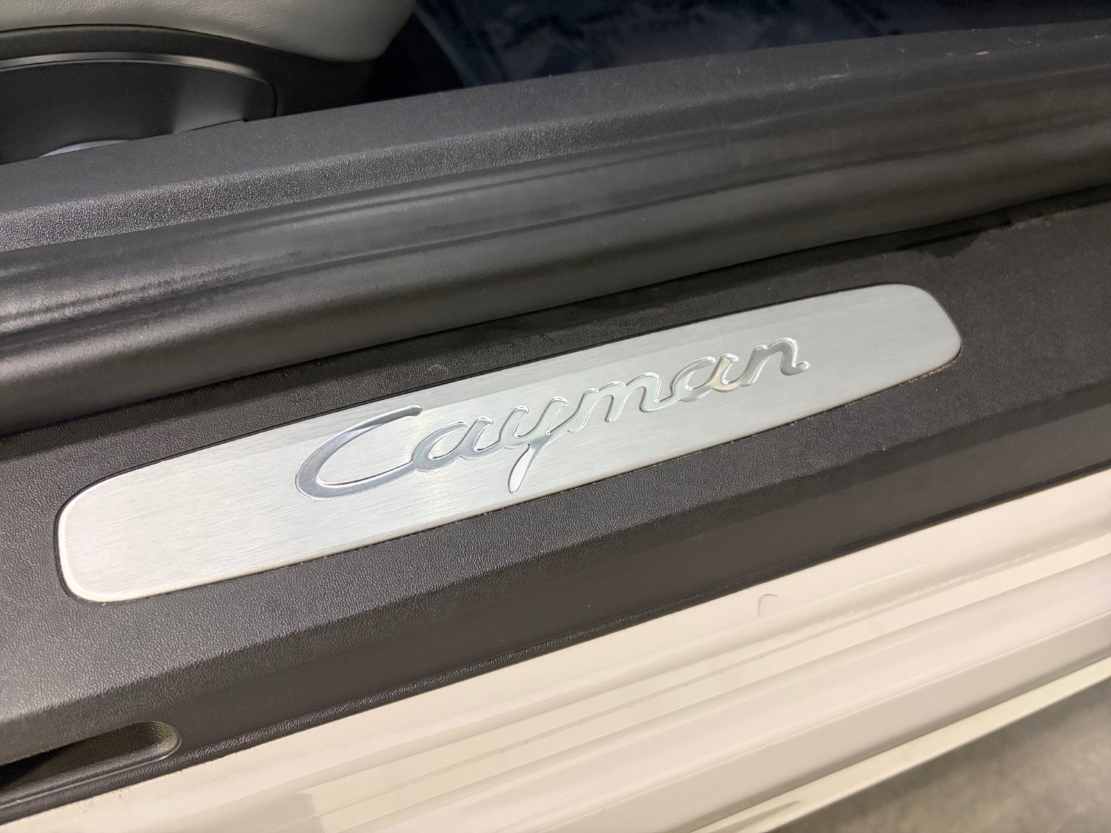Certified 2024 Porsche 718 Cayman RWD image 16