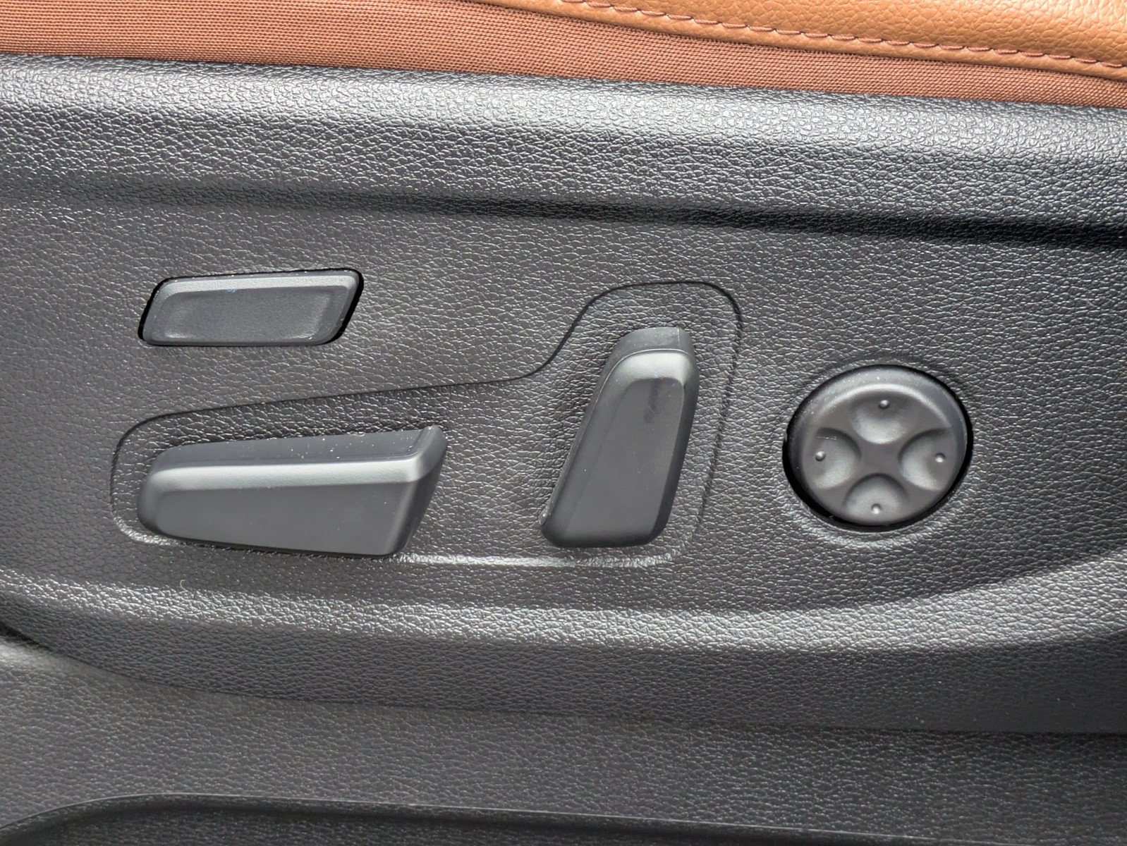 Certified 2024 Kia Telluride SX X-Line AWD/4WD image 18