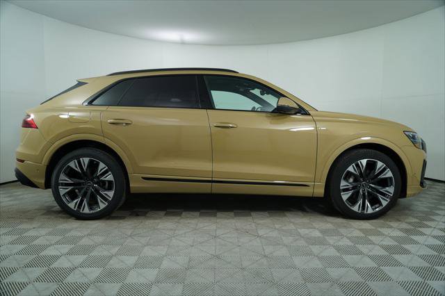 Certified 2025 Audi Q8 Premium Plus w/ Premium Plus Package AWD/4WD image 12