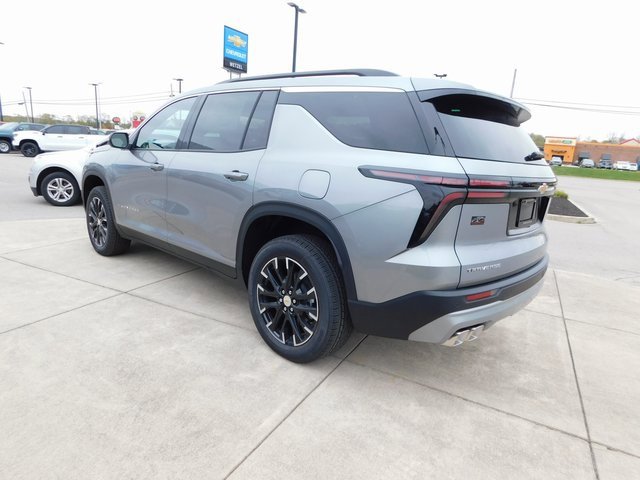 New 2026 Chevrolet Traverse LT w/ Sun and Wheel Package image 5