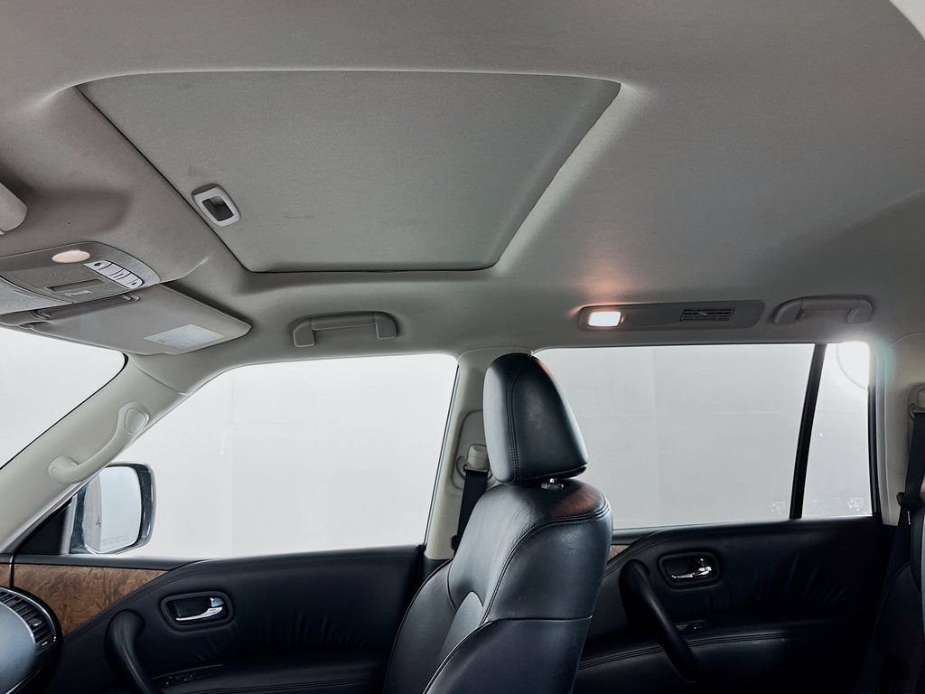 Used 2024 Nissan Armada SL w/ Captain's Chairs Package AWD/4WD image 25