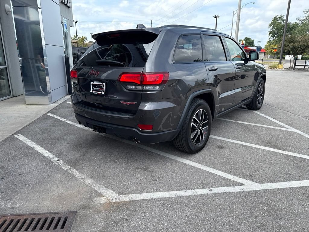 Used 2021 Jeep Grand Cherokee Trailhawk w/ Trailhawk Luxury Group AWD/4WD image 7