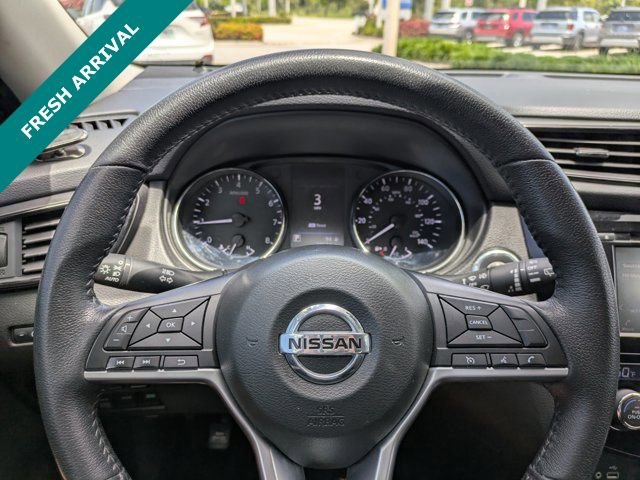Used 2019 Nissan Rogue SV AWD/4WD image 23