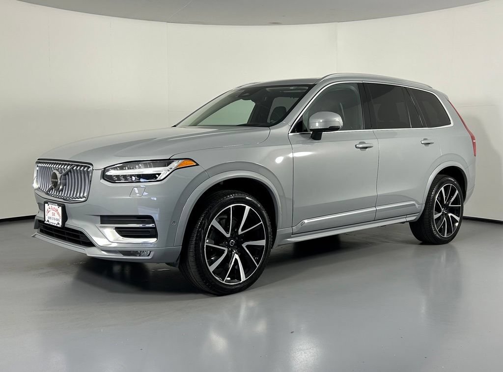 Used 2024 Volvo XC90 B6 Ultimate w/ Lounge Package AWD/4WD image 4