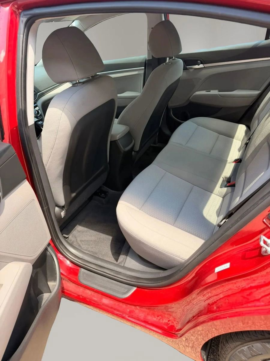 Used 2019 Hyundai Elantra SE FWD image 8