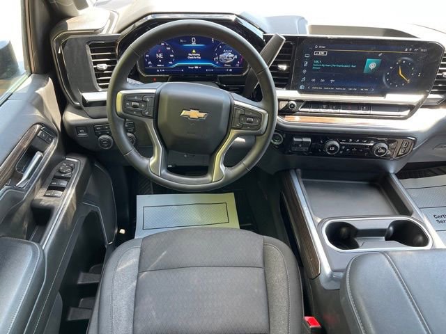 Used 2024 Chevrolet Silverado 3500 LT w/ Convenience Package AWD/4WD image 6