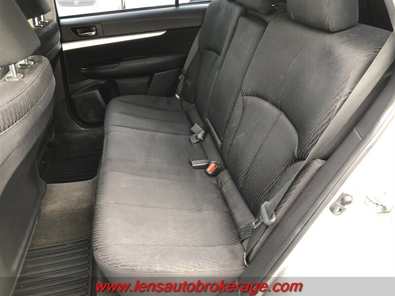 Used 2011 Subaru Outback 2.5i AWD/4WD image 16