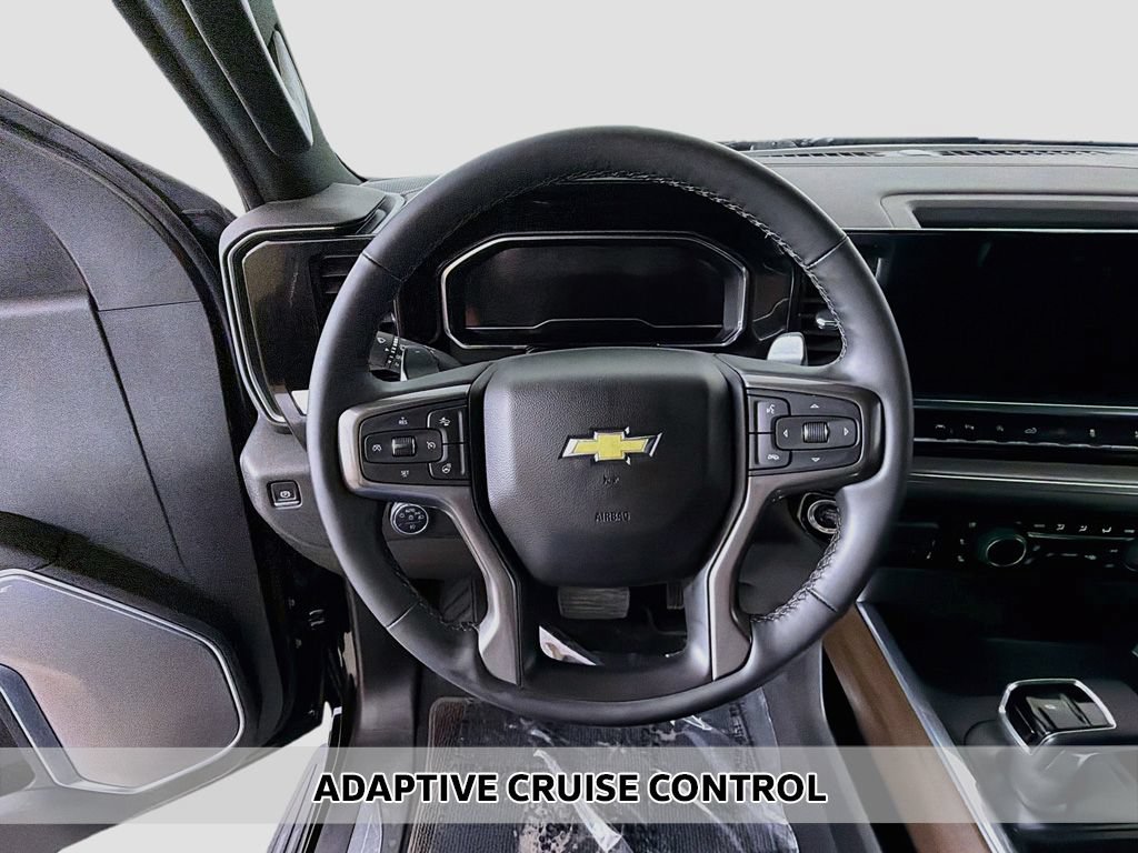 Used 2024 Chevrolet Silverado 1500 High Country w/ Technology Package AWD/4WD image 8