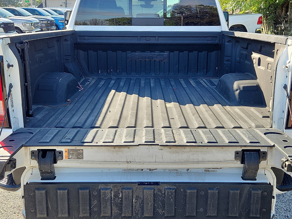 Used 2022 GMC Sierra 2500 AT4 w/ AT4 Premium Plus Package image 18