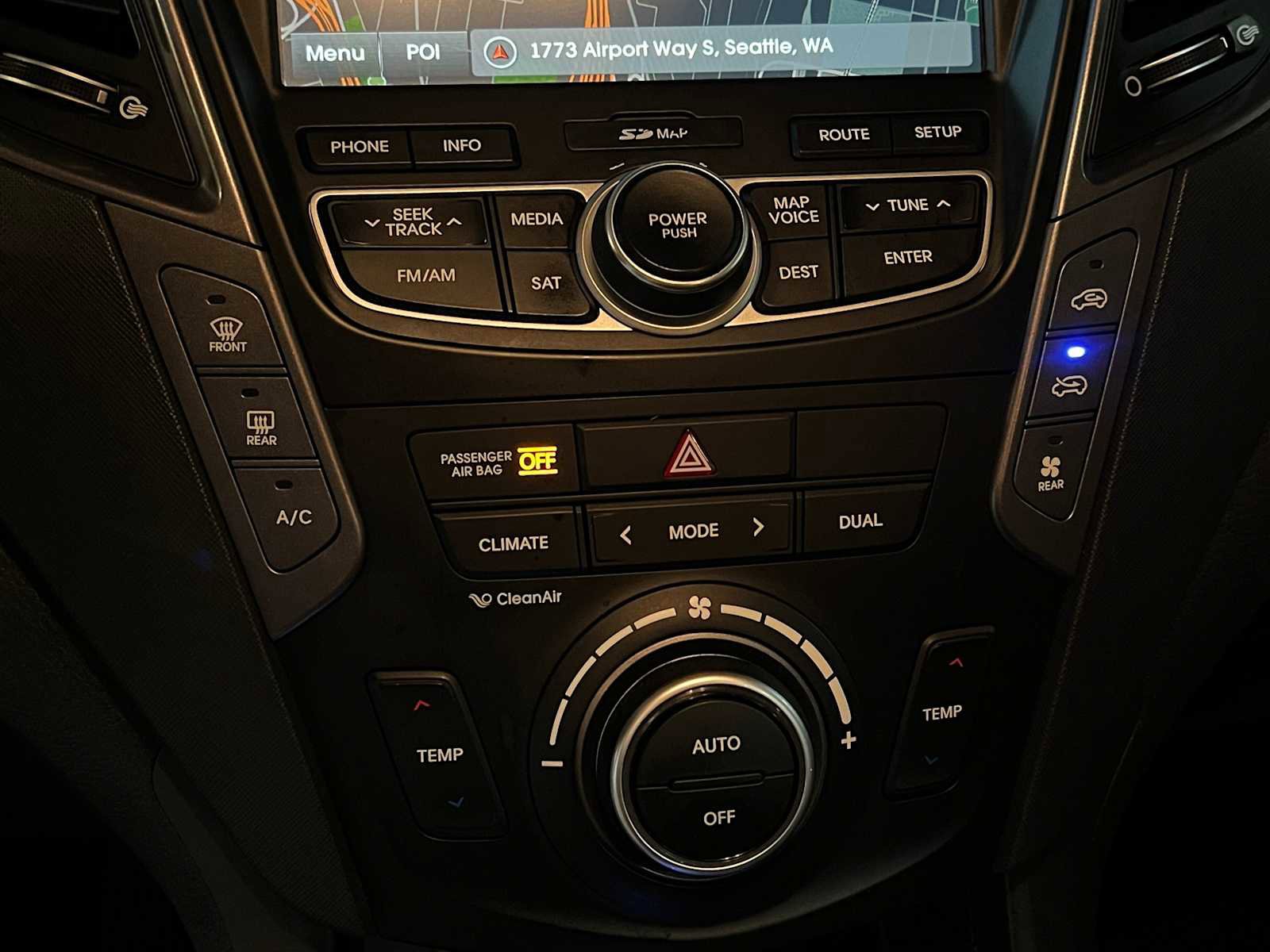 Used 2014 Hyundai Santa Fe Limited w/ Ultimate Package 07 image 35