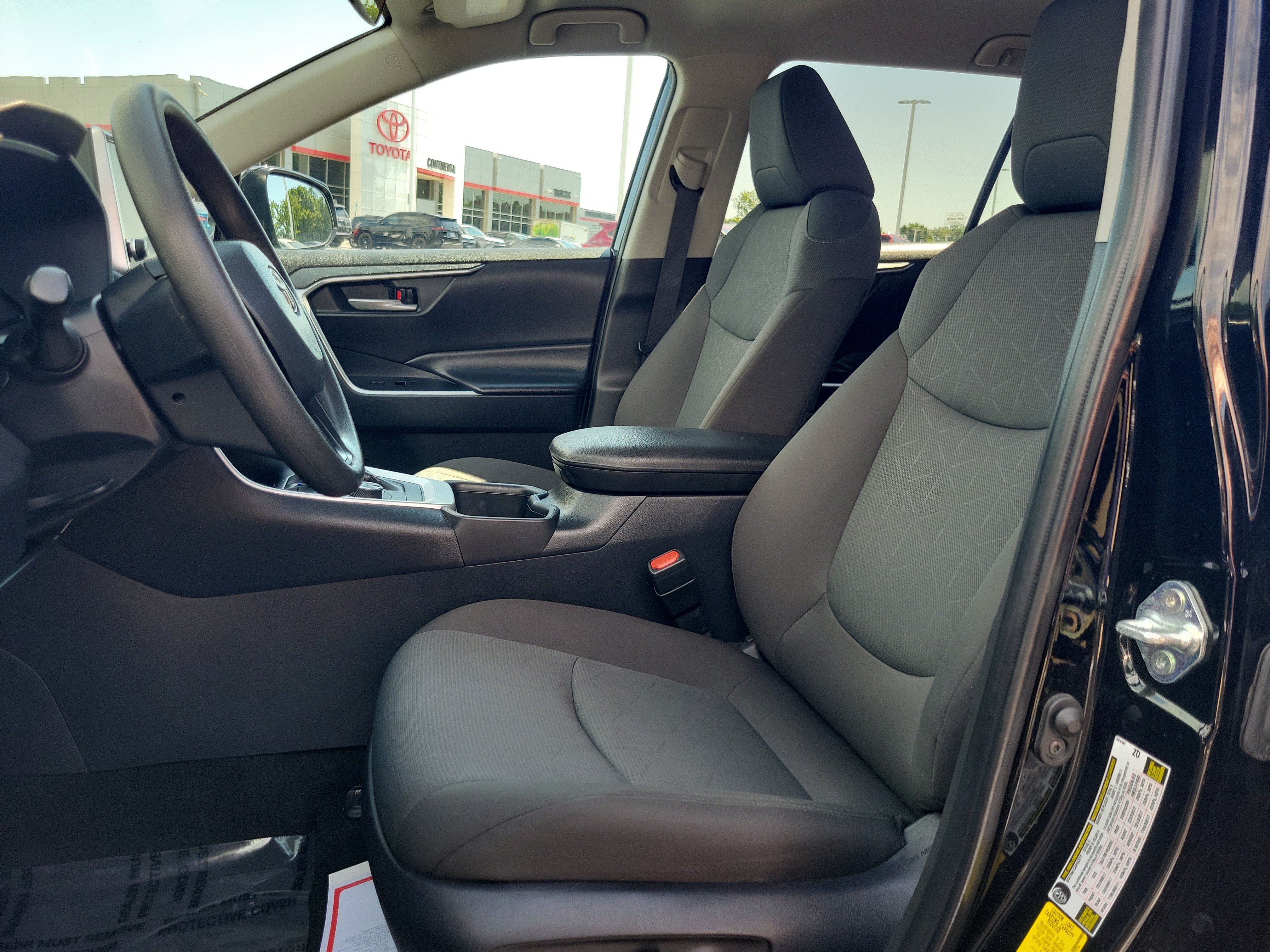 Certified 2025 Toyota RAV4 XLE AWD/4WD image 20
