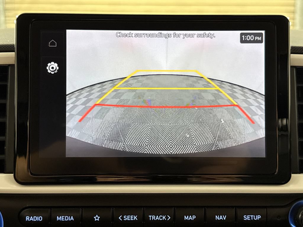 Certified 2024 Hyundai Venue Limited FWD image 21