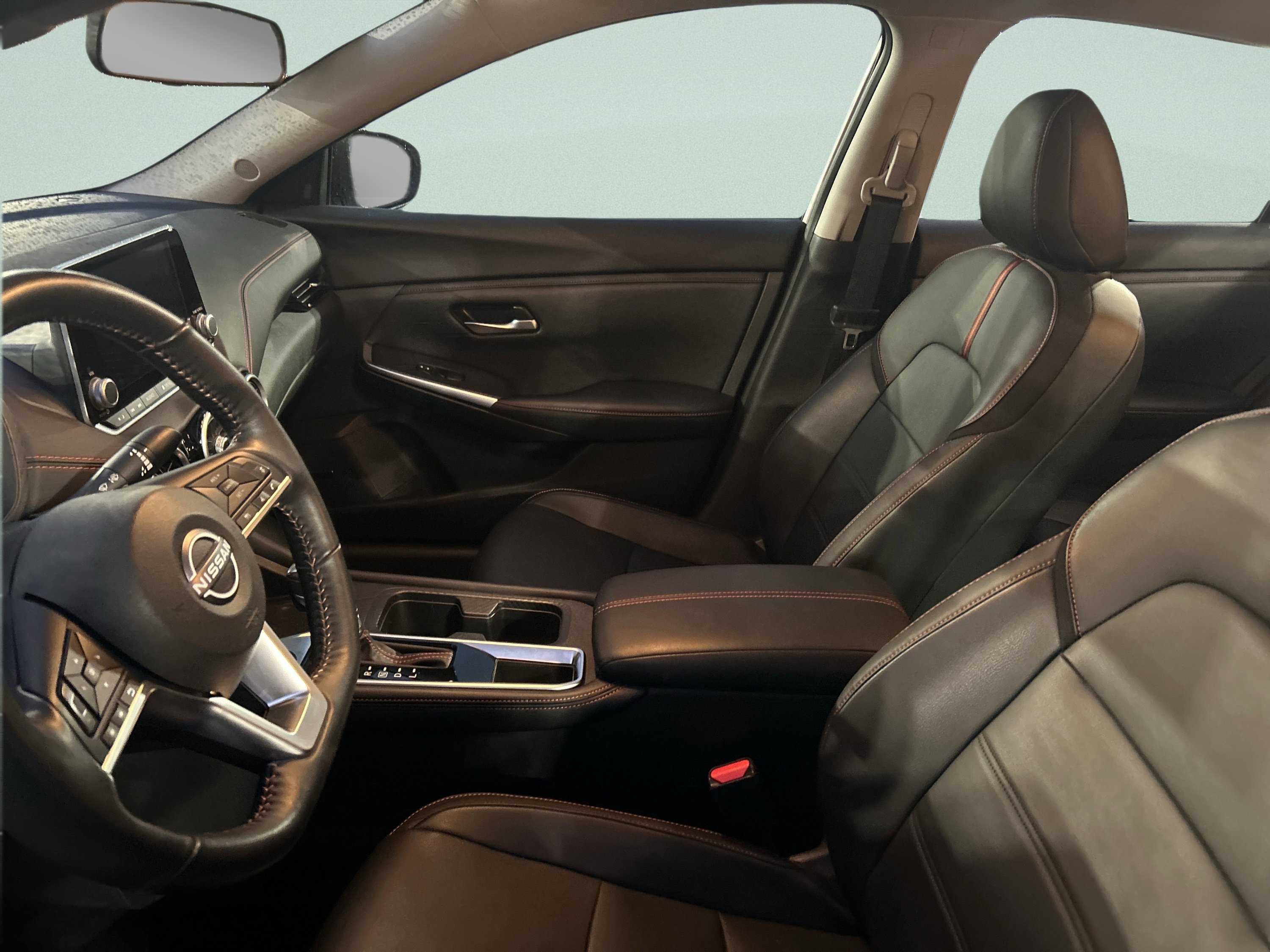 Used 2025 Nissan Sentra SR w/ SR Premium Package image 17