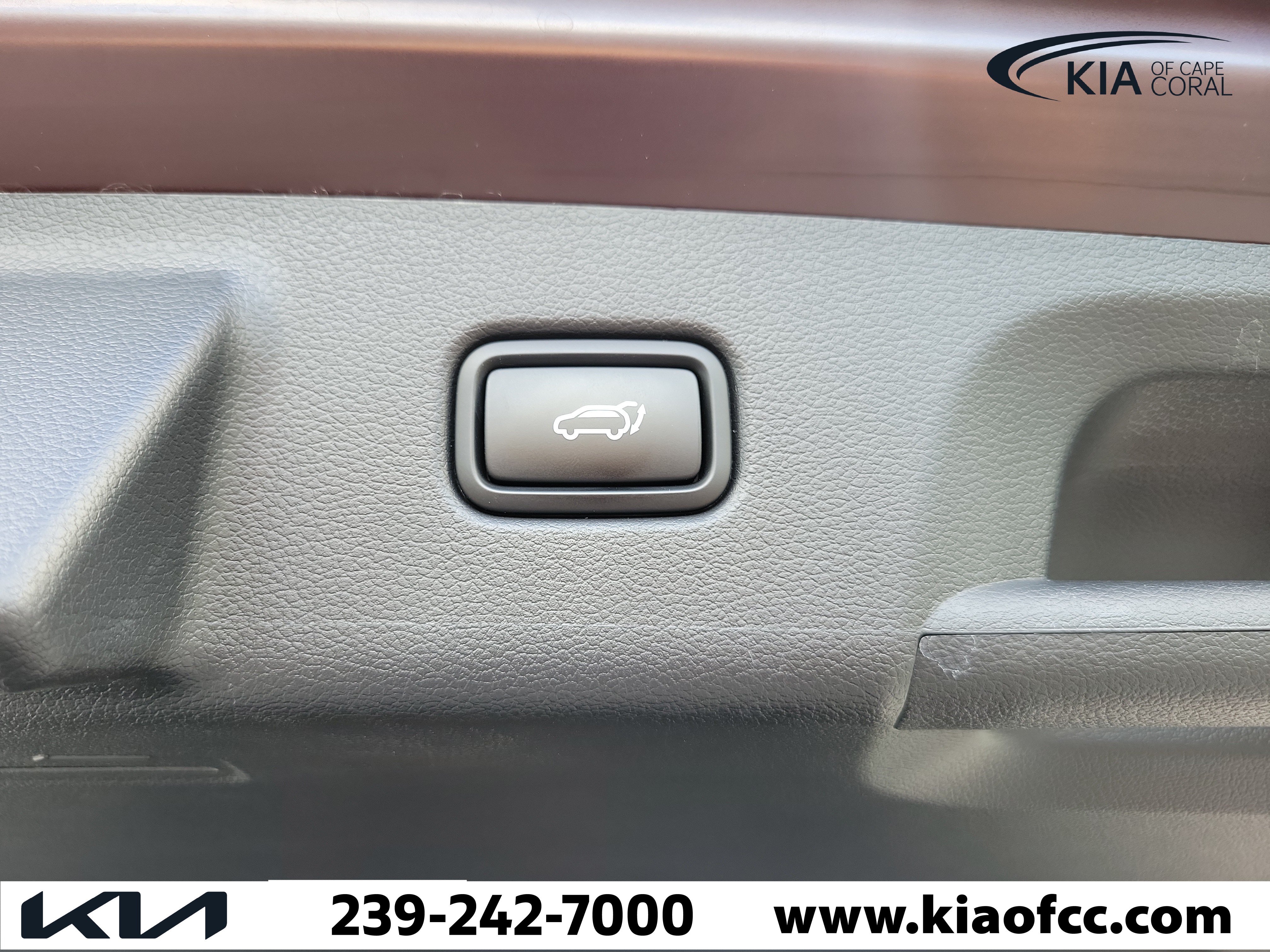 Used 2024 Hyundai Palisade SEL w/ Premium Package FWD image 11