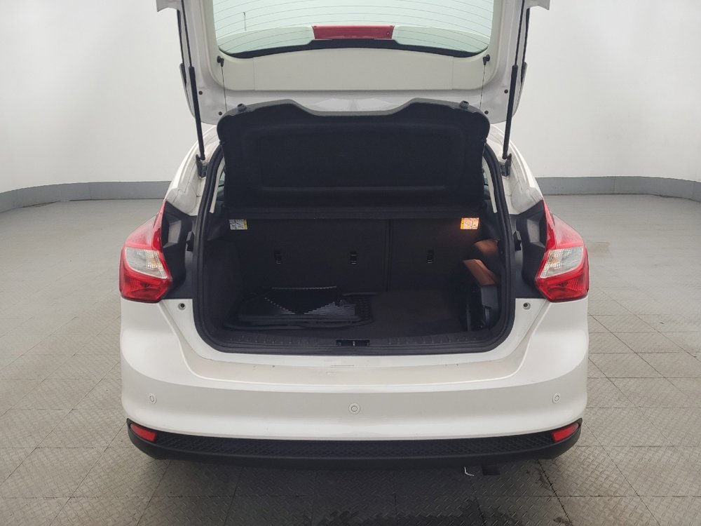 Used 2014 Ford Focus Titanium FWD image 29