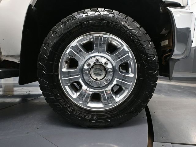 Used 2016 Ford F350 Lariat w/ Lariat Ultimate Package image 16