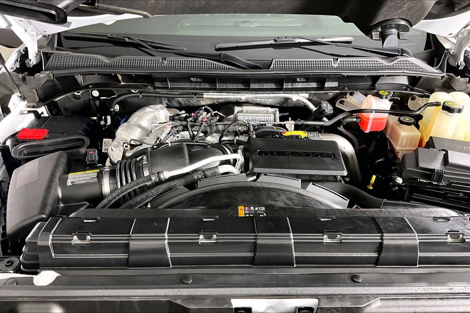 Certified 2022 GMC Sierra 2500 Denali w/ Denali Ultimate Package AWD/4WD image 31