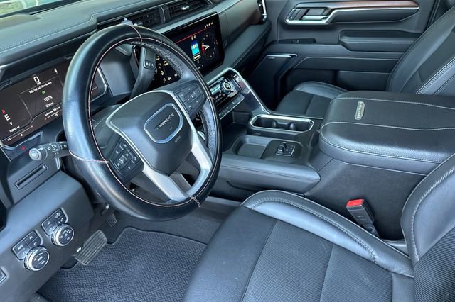 Used 2024 GMC Sierra 2500 Denali AWD/4WD image 10