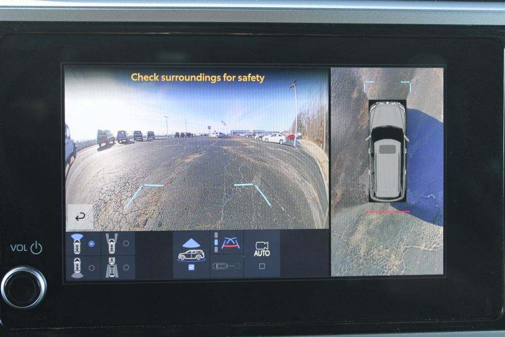 Used 2025 Toyota Sequoia SR5 AWD/4WD image 52