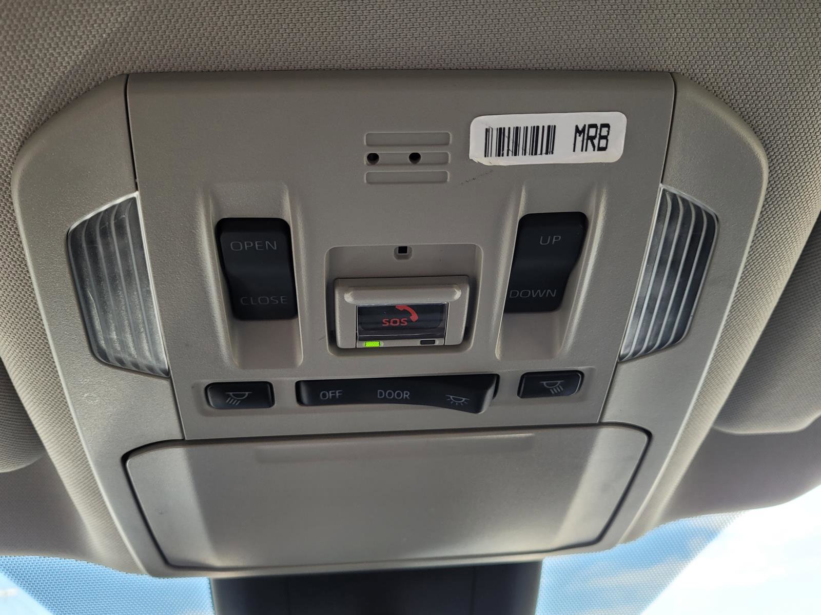 Used 2021 Toyota Highlander XLE image 31