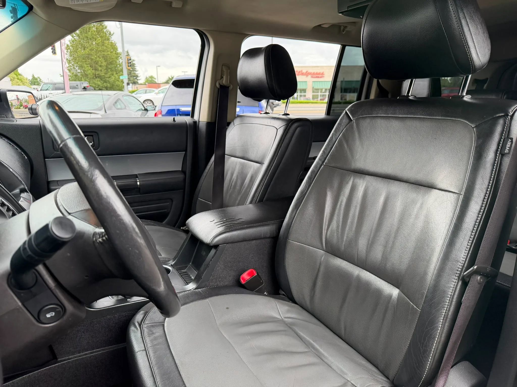 Used 2013 Ford Flex SEL FWD image 15