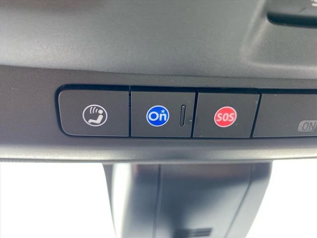 Used 2022 Chevrolet Tahoe RST w/ Luxury Package image 17