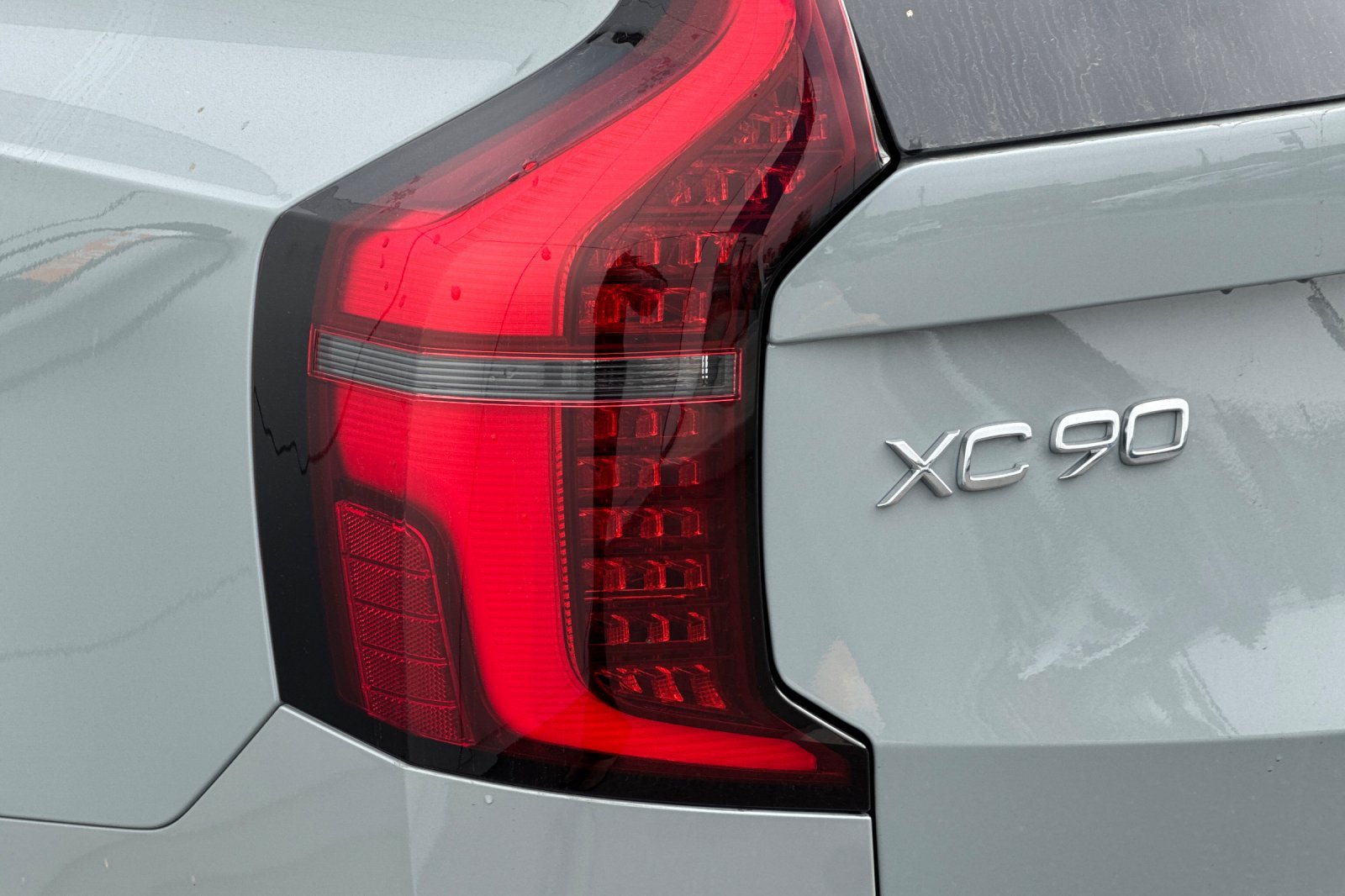 New 2026 Volvo XC90 T8 Plus w/ Protection Package AWD/4WD image 35