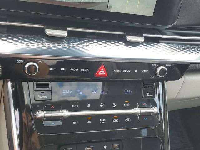 Used 2022 Kia Carnival SX Prestige FWD image 18